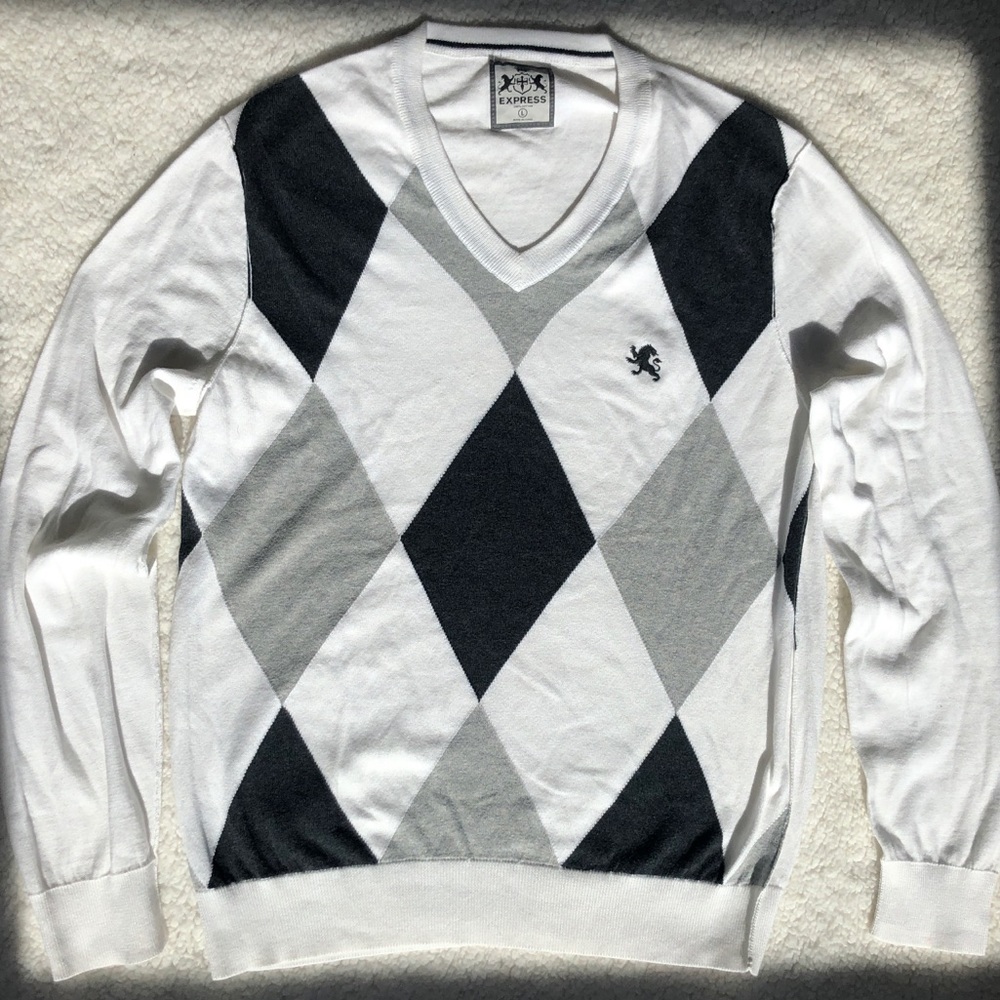 Express Men’s V-Neck Argyle Sweater Size L